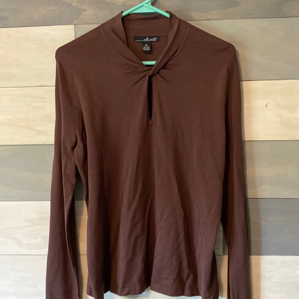 Willi Smith XL Brown pull over sweater, lightweight, Long sleeve